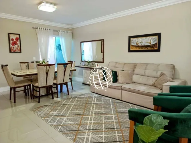 Casa térrea à venda no Condomínio Residencial Pedra Grande Atibaia/SP