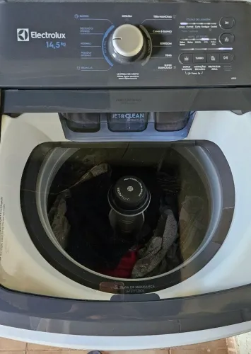 Vendo maquina de lavar na garantia