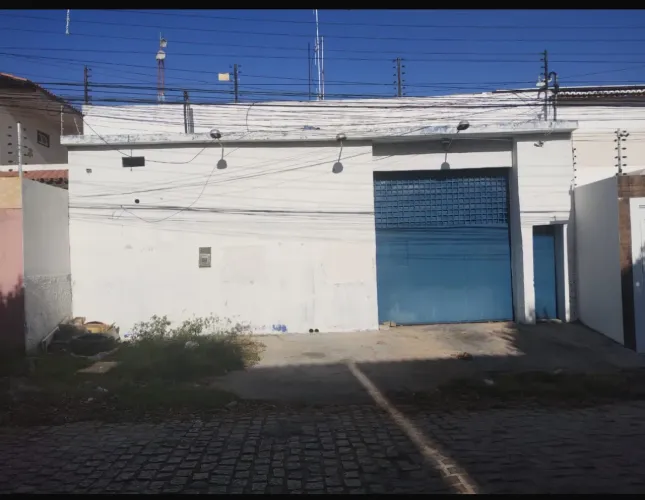 Galpão para venda em Petrolina Rua Daria de Souza- Atraz da Banca