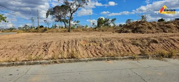 Lote à venda, Lagoa Park - Divinópolis/MG