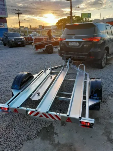 CARRETINHA PARA ATÉ 3 MOTOS REBOQUE PLATAFORMA DE MOTO