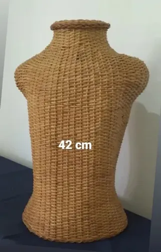 Busto manequim vini