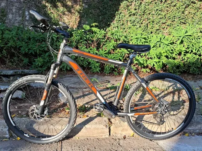 Trek 4300 