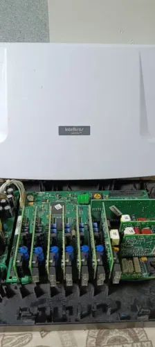 Central telefônica Intelbras Impacta 68i