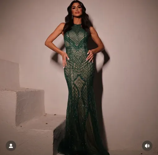 Vestido pedraria ideal para formandas e madrinhas.