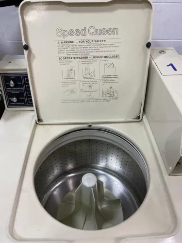 Lavadora Speed queen comercial washer<br>R$2.500,00