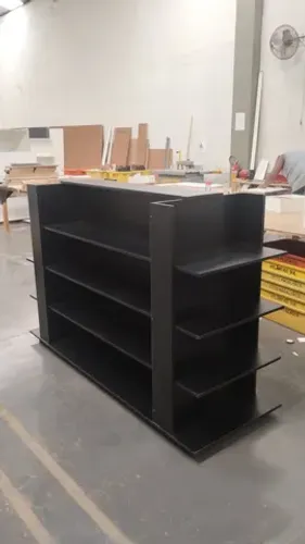 bancada central de loja modelo gondola preto 