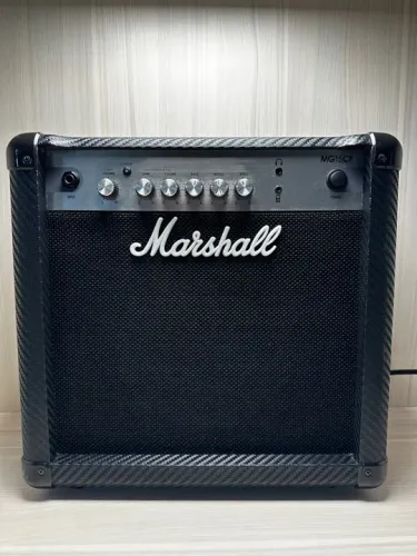 Amplificador de Guitarra Marshall MG 15CF