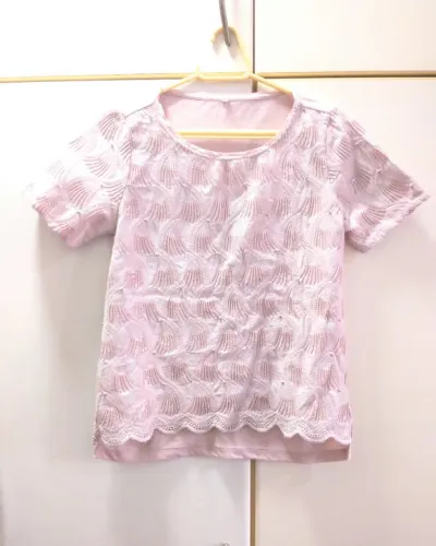 Camiseta rosa bordada da renner