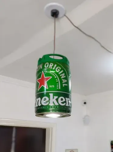 Luminária artesanal Heineken