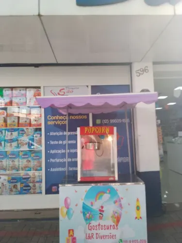LOCAÇÃO DE BRINQUEDOS BARRACAS DE PIPOCA E ALGODÃO DOCE