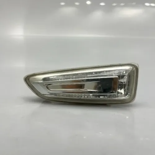 Luz de Seta Paralama Esquerda GM Tracker 2020 | 26244312