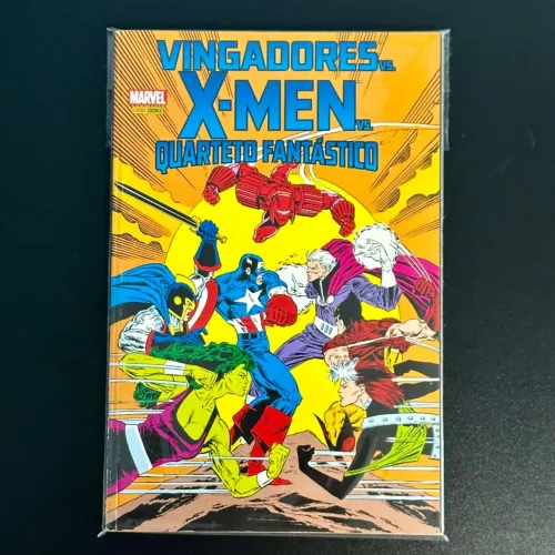 Vingadores vs X-Men vs Quarteto Fantástico