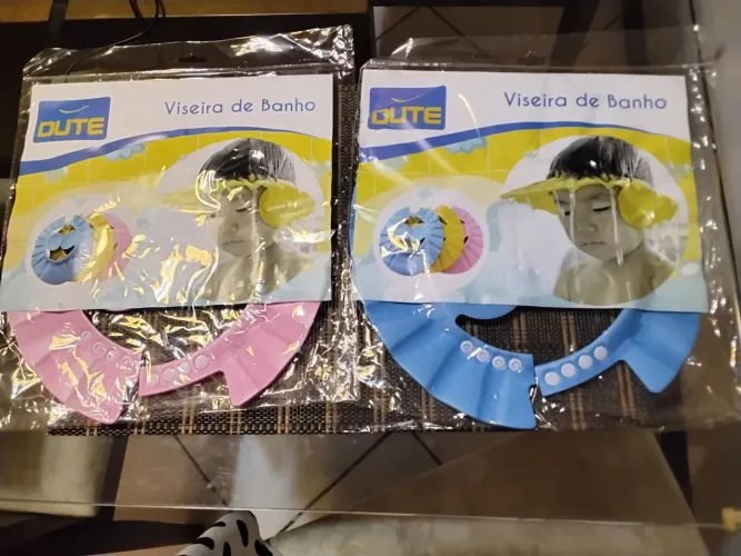 2 Viseira de bebê para proteção dos olhos.