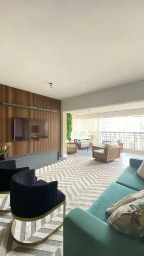 Vende apartamento de oportunidade, excelente custo, mobiliado, com 138m², 3 suítes, lazer