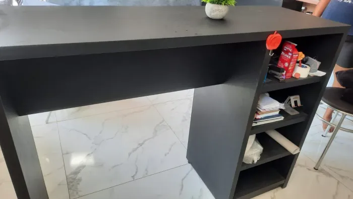 Mesa bancada madeira com nicho