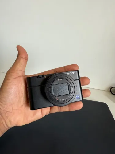 VENDO CÂMERA RX100M7