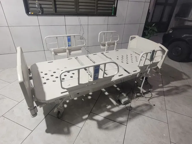 Cama Hospitalar Elétrica Completa