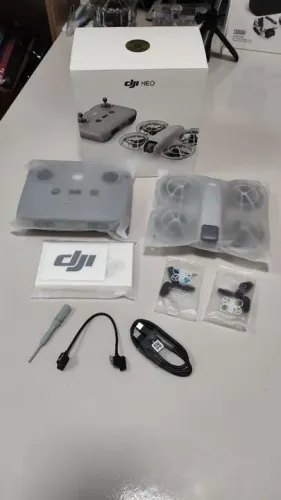 Drone DJI NEO Standart + Controle RCN3 - Oficial Brasil
