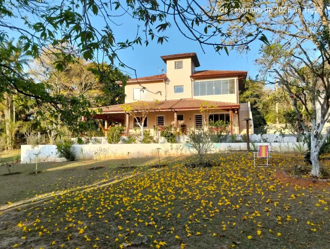Belíssima chácara em Paraibuna,localização privilegiada
