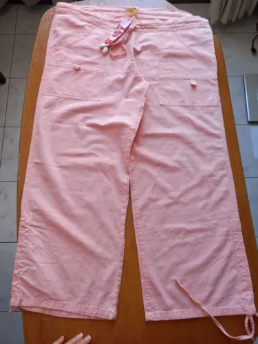 Calça Pantacourt Rosa