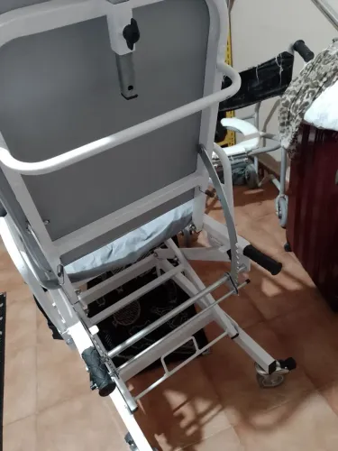 Maca  que virá cadeira de banho 
