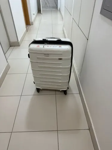 Mala de Viagem Branca MÉDIA SWIIS