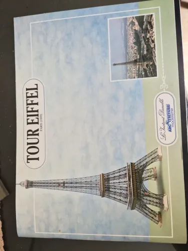Torre de acrílico e Quebra cabeça 3D de papel - Torre Eifell e Arco do Triunfo