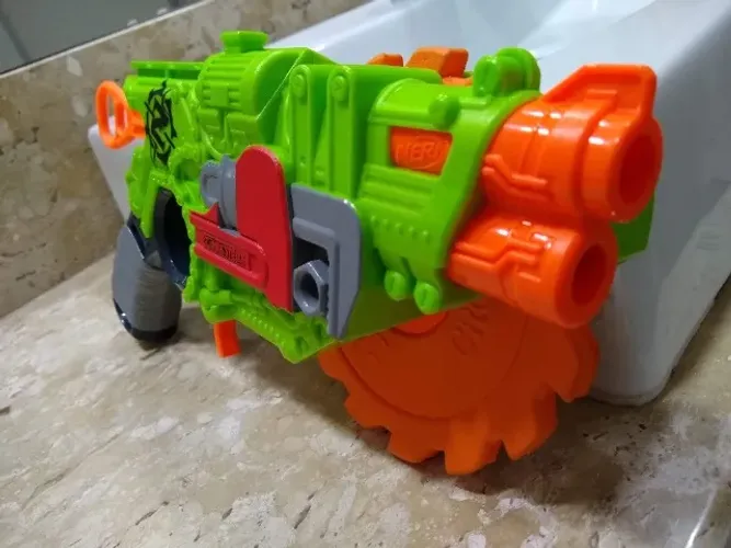 nerf zombie-strike crosscut