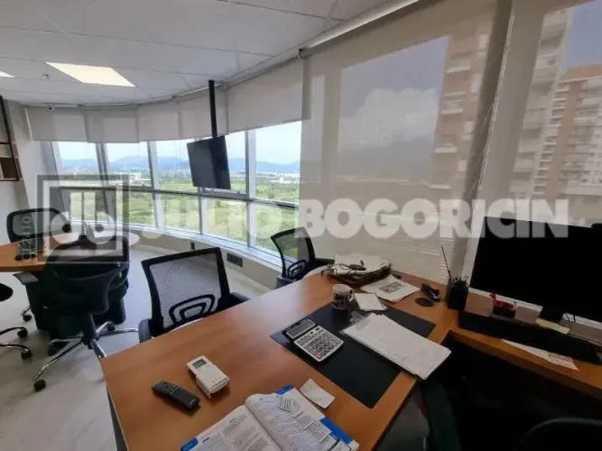 JBB71397 LINDA SALA COMERCIAL EM CONDOMINIO DE ALTO LUXO COM VISTA PANORÂMICA