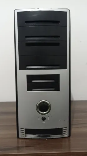 Computador Desktop Intel Pentium 2.20Ghz 8Gb Ram HD 250Gb