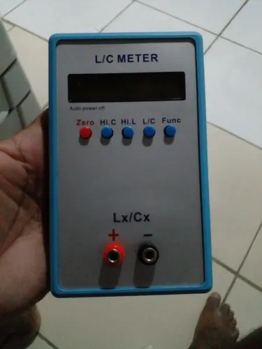 Medidor L/C - Ferramenta Eletrônica de Precisão