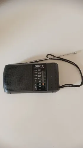 Rádio Portátil Sony ICF-8 AM/FM
