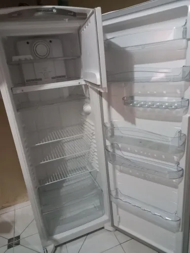 Geladeira e Fogão 4 bocas