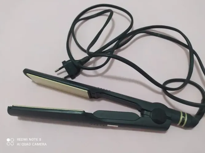 Chapinha Prancha Marca Babyliss Titanium Ceramic 210 ºC - 110 v