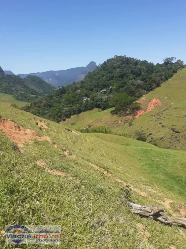 Sítio em Serra da Cruz - Macaé