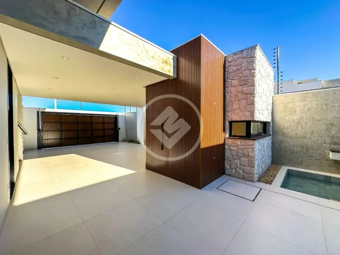 Oportunidade! Casa de Alto Padrão no Colinas Tropical com 3 Suítes e Piscina codigo: 13244