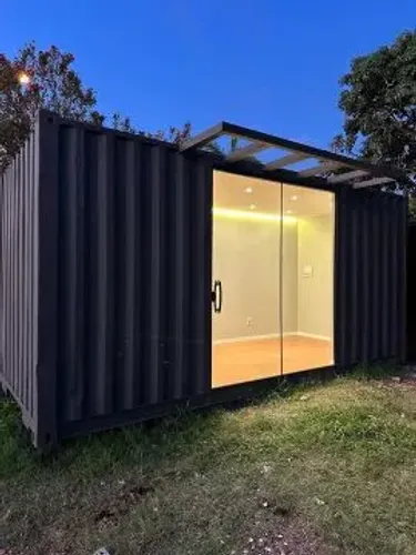 CONTAINER MODIFICADO PARA ESTÚDIO DE DESIGN | VENDA E LOCAÇÃO