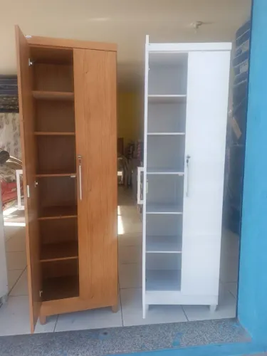 Multiusos novos direto da Fábrica com tranca na porta.