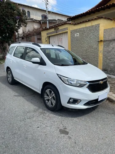 Spin Premier 1.8 2023 Automática 7 Lugares