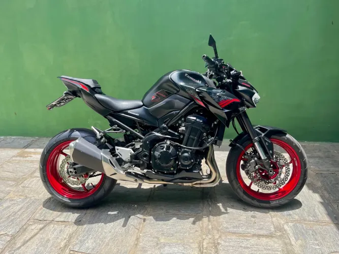 Z900 2021 impecável