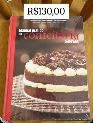 Livro Manual prático de confeitaria NOVO