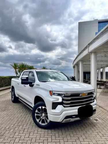 Chevrolet Silverado High Country 5.3 V8 AWD Aut. 2024