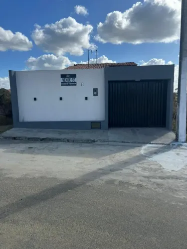 'VENDO LINDA CASA RECÉM-CONSTRUÍDA, NA CIDADE DE MESSIAS-AL!