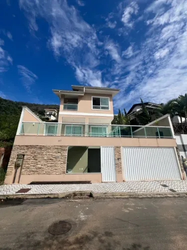 Casa alto Padrão no Parque dos Nobres - Domingos Martins