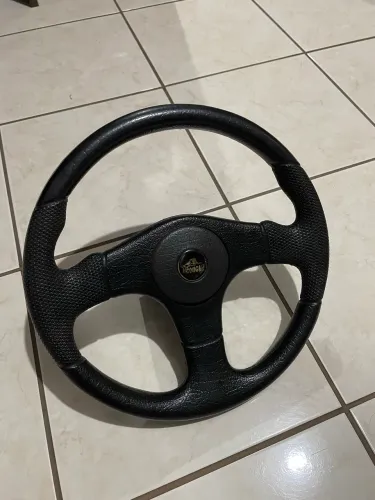 Volante cougar