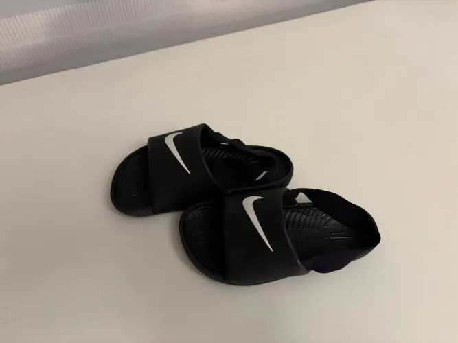 Chinelos Nike Infantil - Número 25
