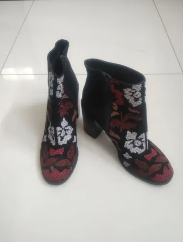 Bota Arezzo Cano Curto Bordado Ponto Cruz Fall Preta