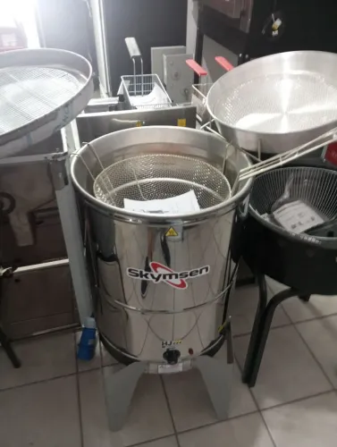 NZ. Fritadeira industrial elétrica 25 litros 5.000w SKYMSEN