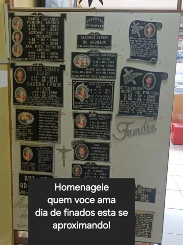 Placas de túmulos